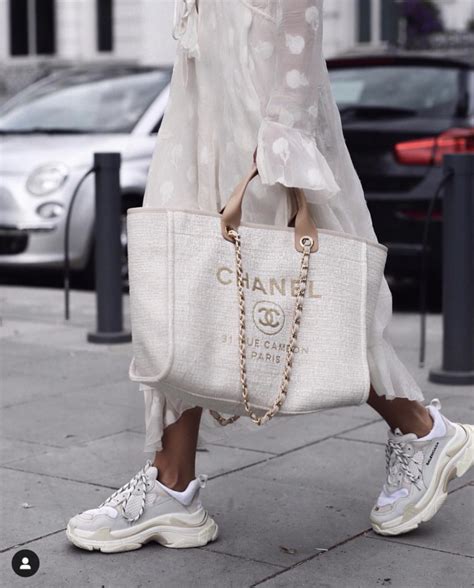 chanel deauville tote outfit|chanel deauville tote price leather.